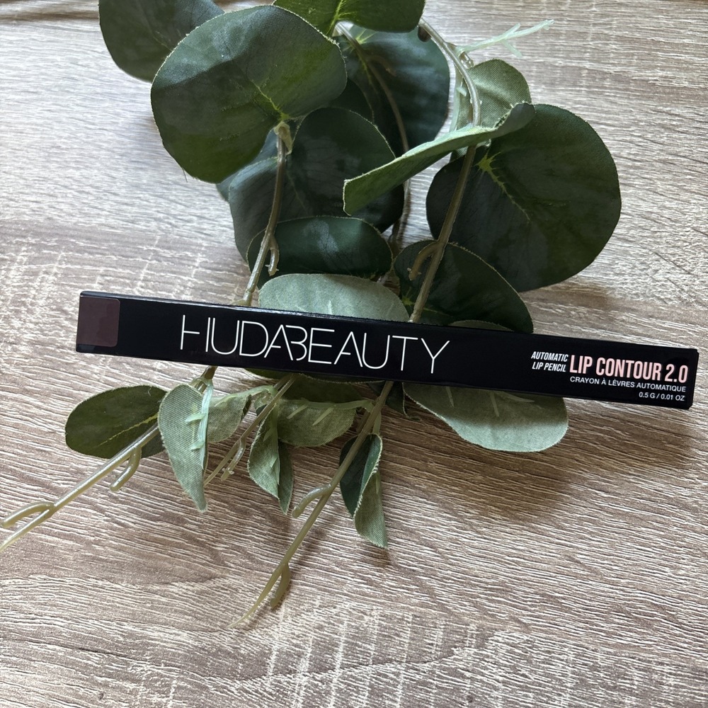 Huda Beauty Lip Contour 2.0 Automatic Matte Pencil Rich Brown Full Size